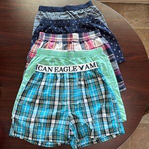 5 men Boxers